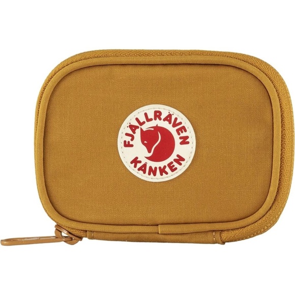 Fjallraven Kanken Acorn Card Wallet - Picture 1 of 4